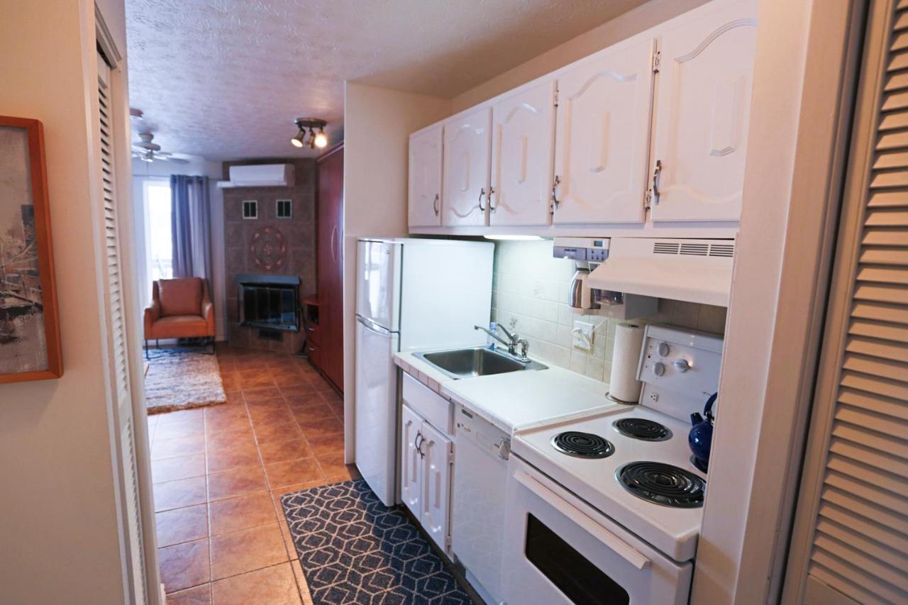 Magog Waterfront Condo Bagian luar foto