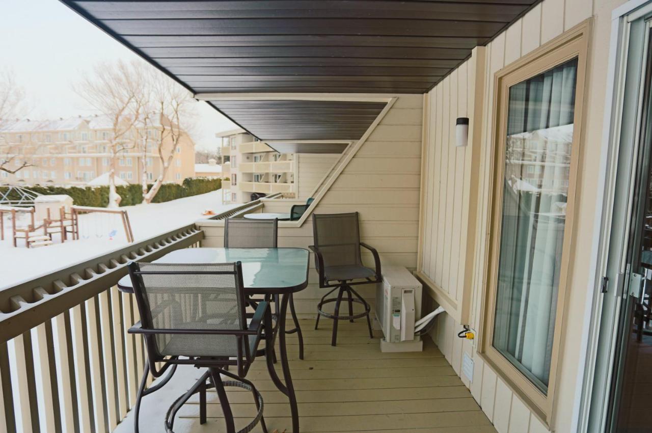 Magog Waterfront Condo Bagian luar foto