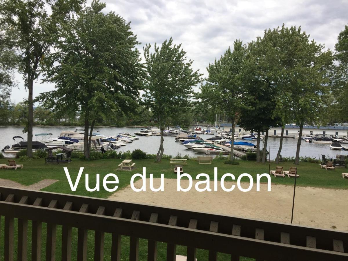 Magog Waterfront Condo Bagian luar foto